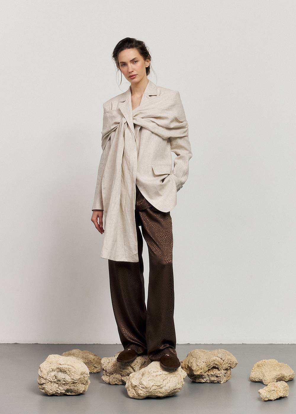 BROWN TROUSERS WITH ANIMAL LEOPARD PRINT 1