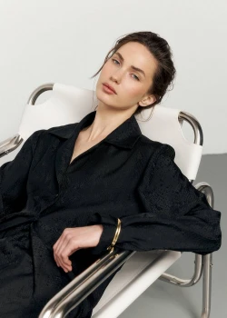 BLACK SHIRT WITH ANIMAL REPTILES PRINT3