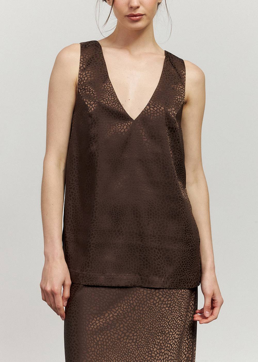 BROWN TOP WITH ANIMAL LEOPARD PRINT 1