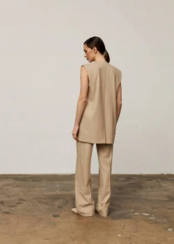 BEIGE STRAIGHT FIT PANTS 2