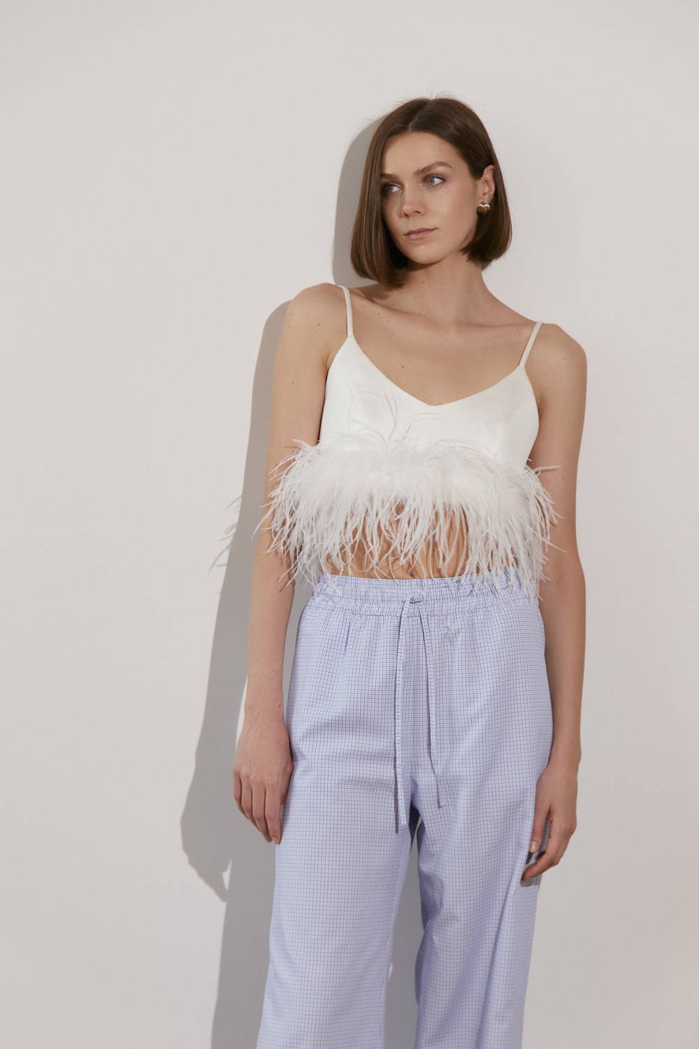 top with feathers 1