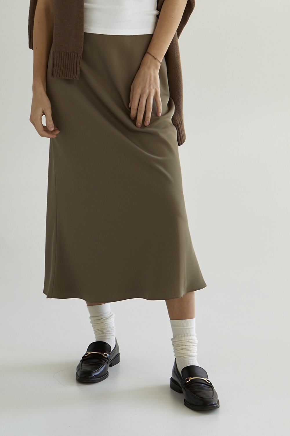 Olive midi skirt 1