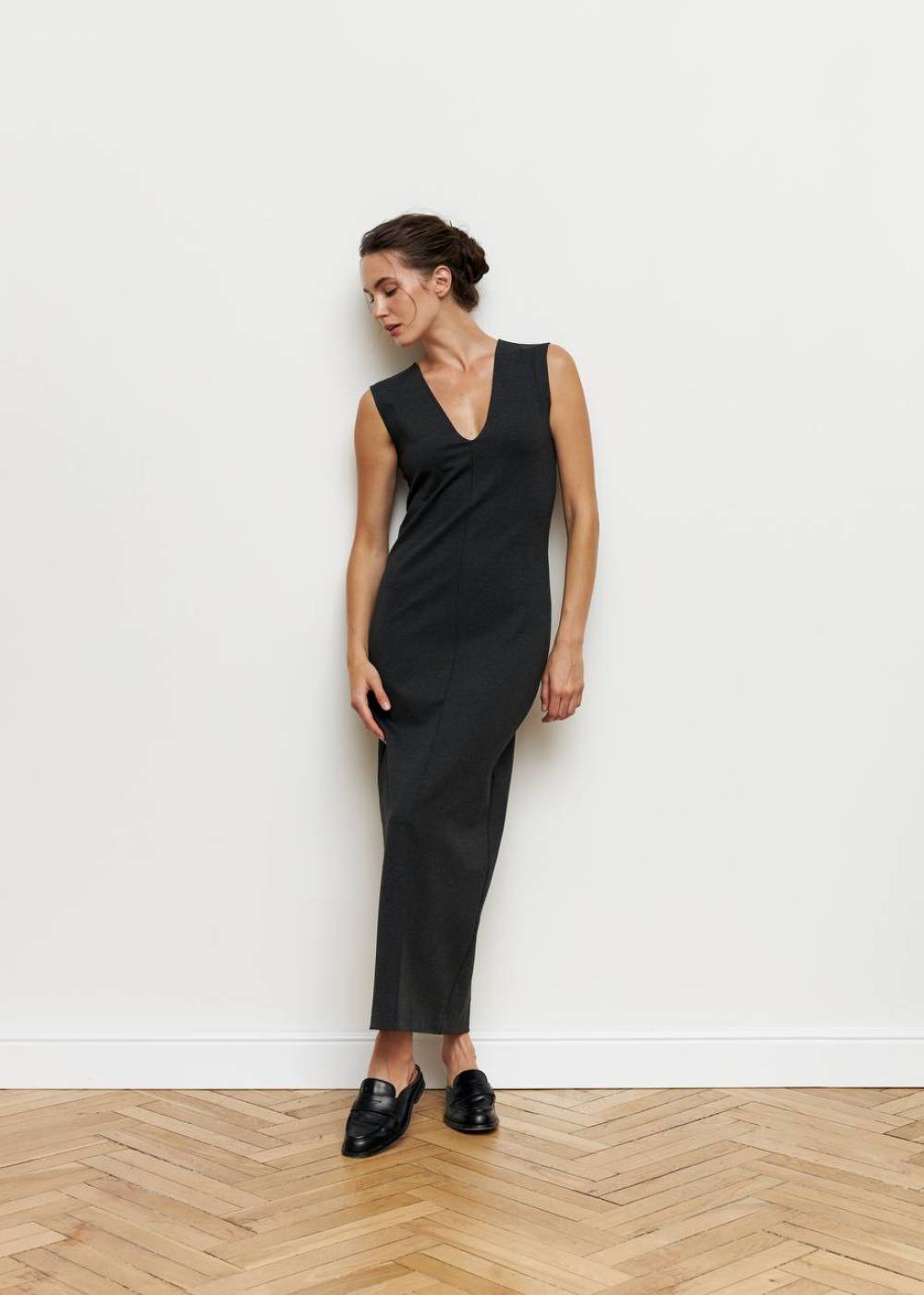 GRAPHITE DRESS CASE 1